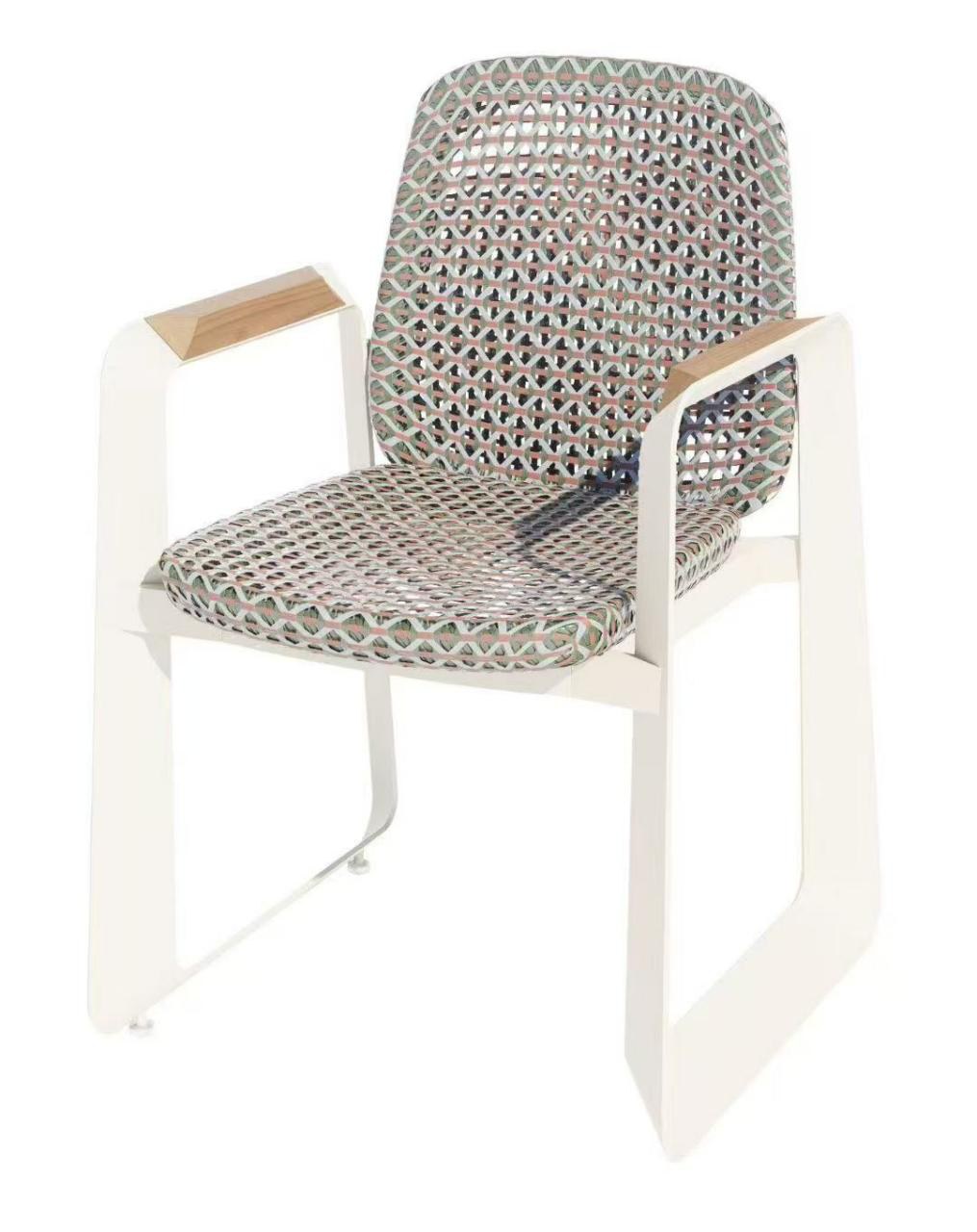 Movex dining chair (rattan)