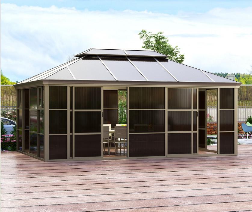 Double-roof polycarbonate sunroom